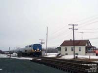 Via Rail 906 (P42DC / Genesis)